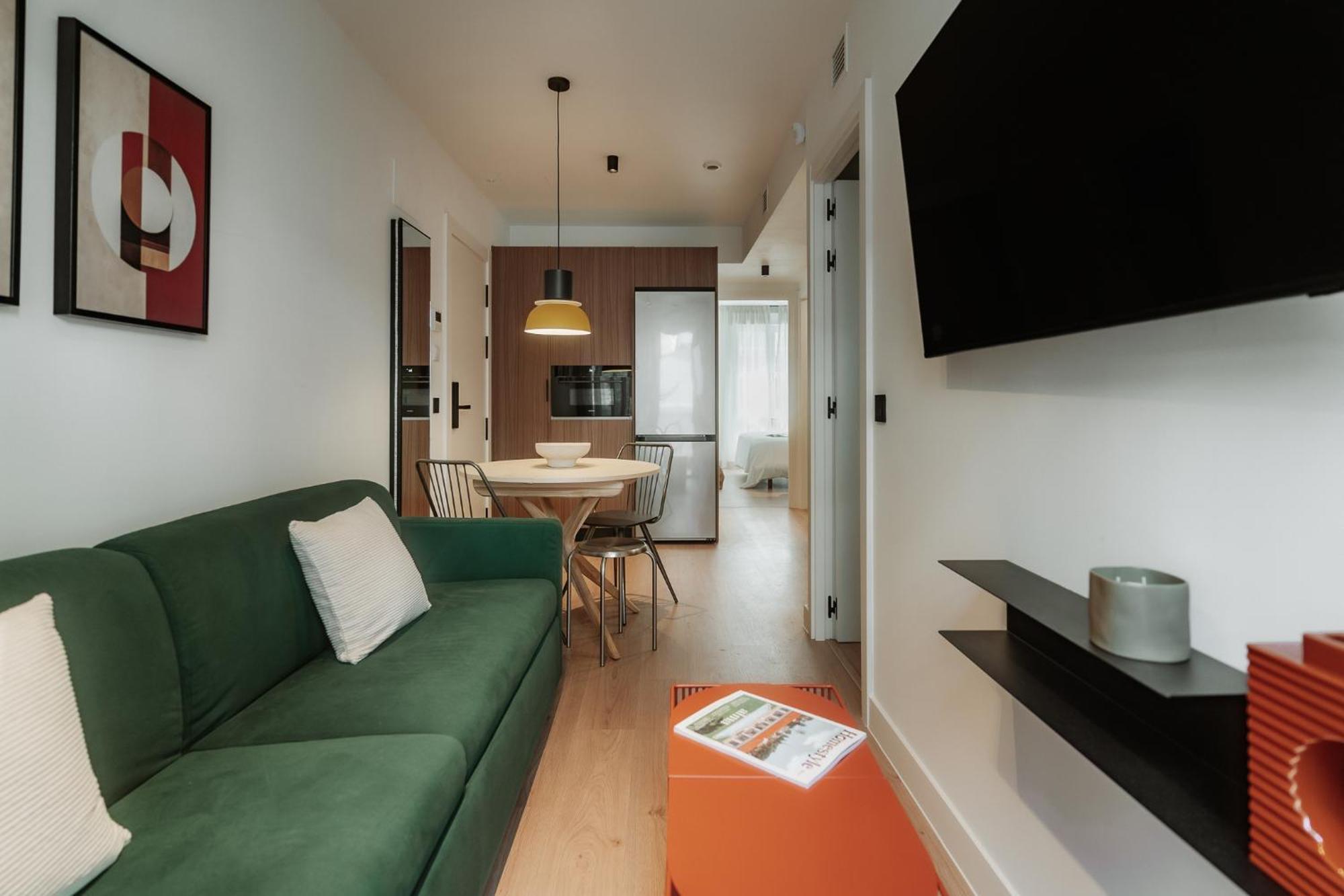 Via Monte By Olala Homes Apartment