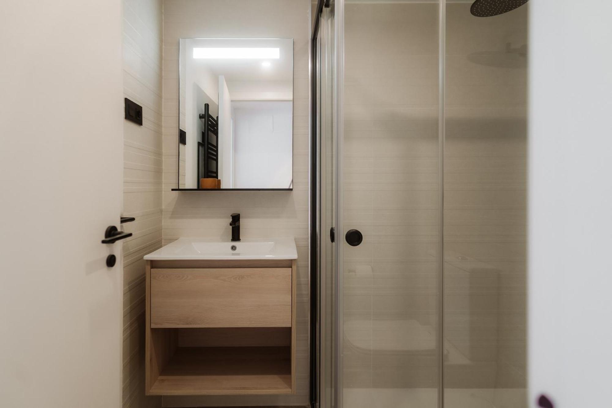 Via Monte By Olala Homes Apartment