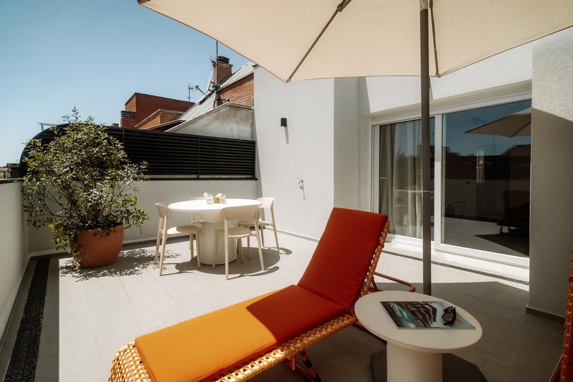 Via Monte By Olala Homes *